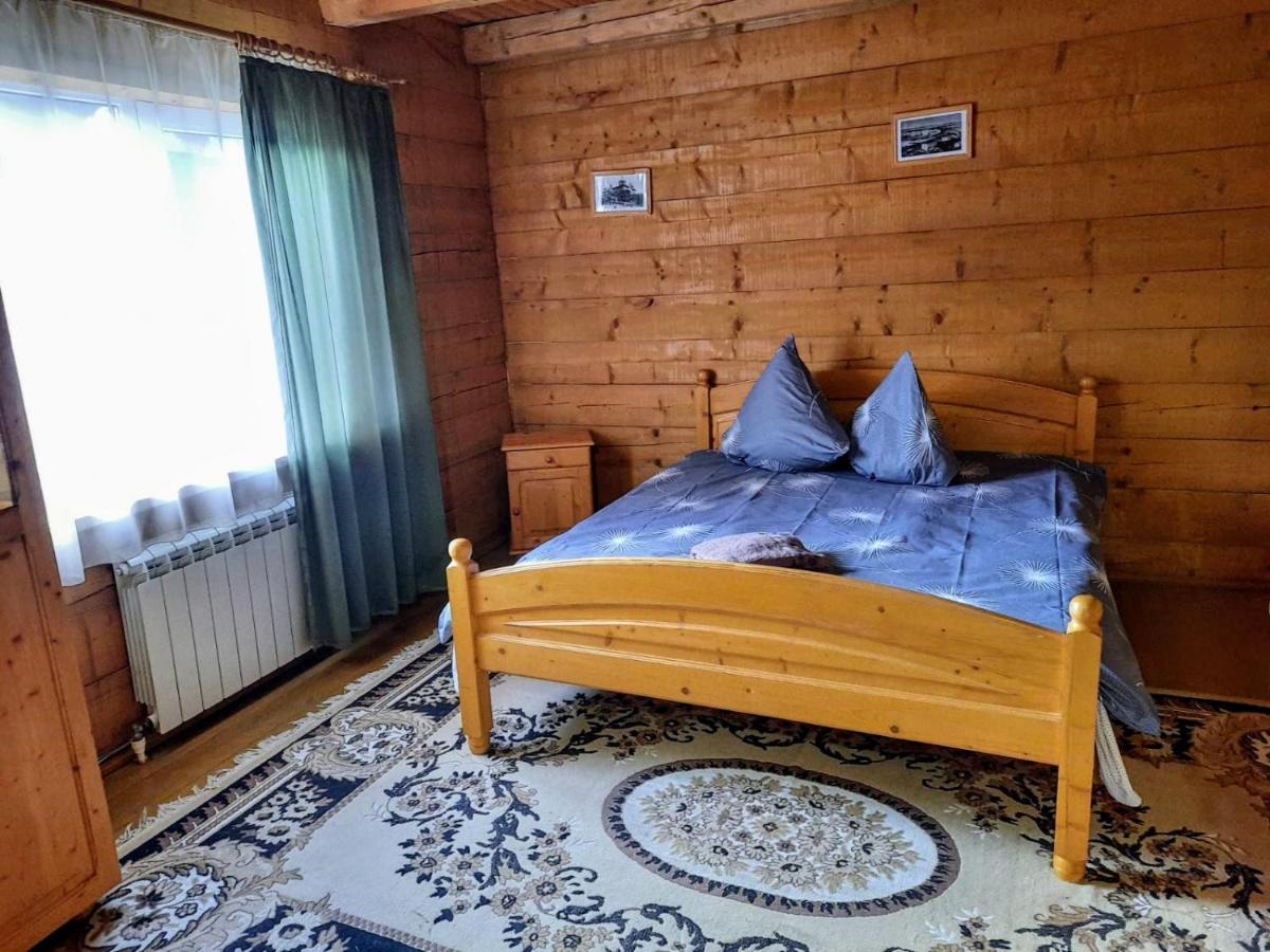 Мала Одеса Hotel Yablunytsya Exterior photo