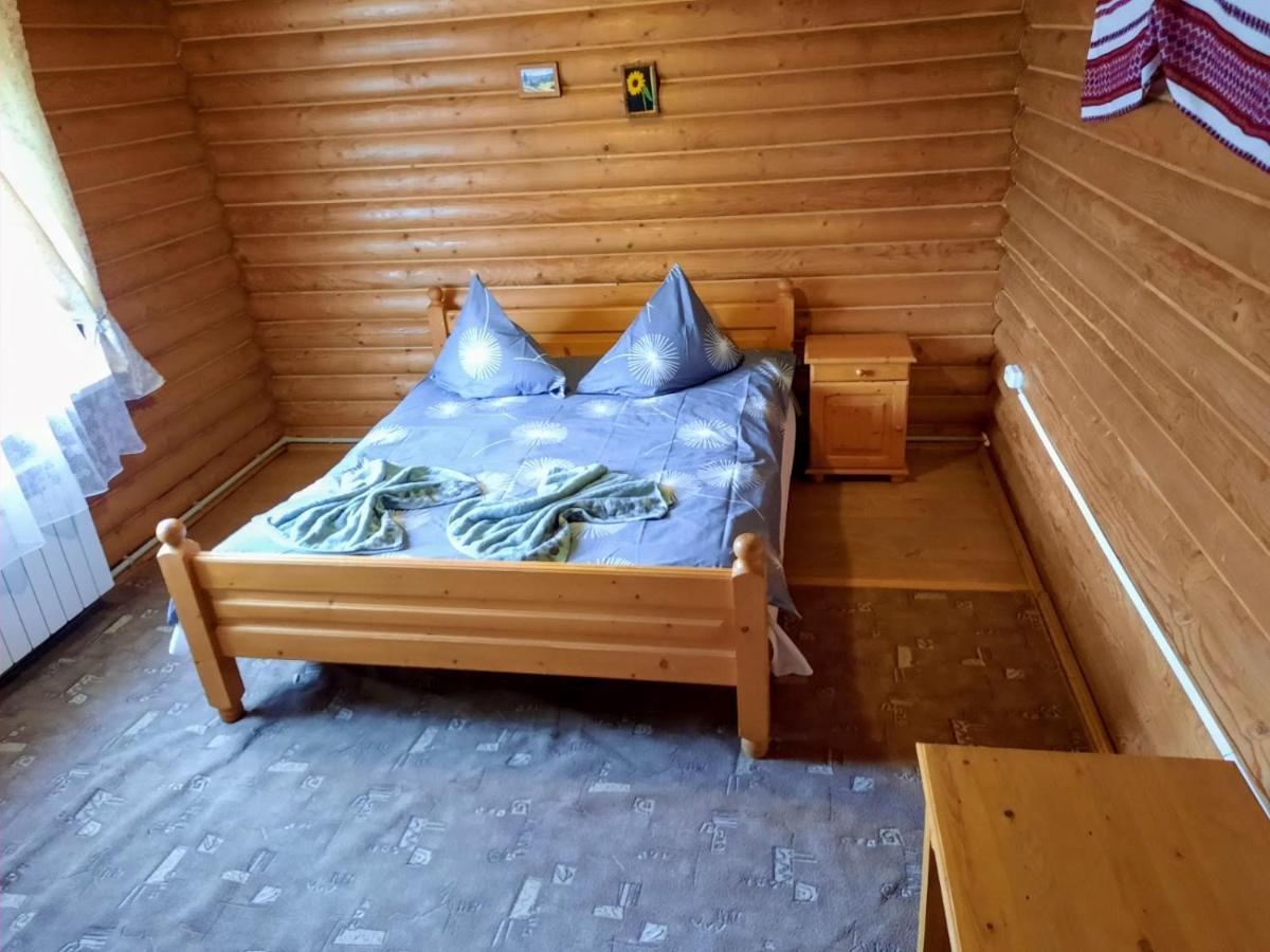 Мала Одеса Hotel Yablunytsya Exterior photo