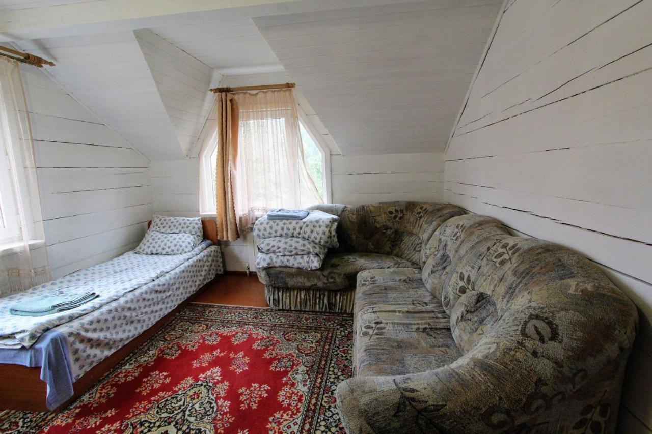 Мала Одеса Hotel Yablunytsya Exterior photo