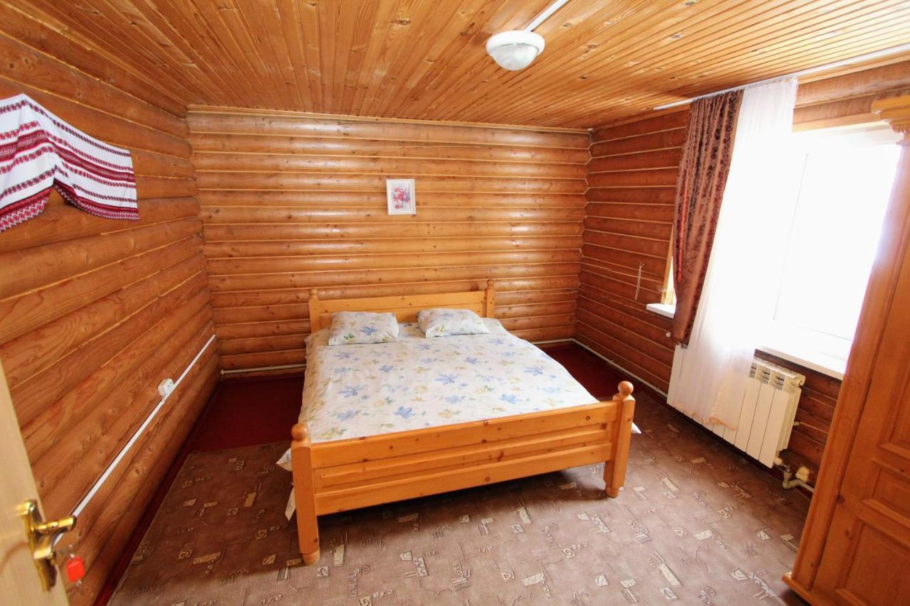 Мала Одеса Hotel Yablunytsya Exterior photo